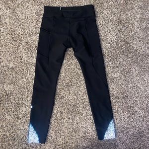 Lululemon black leggings size 4